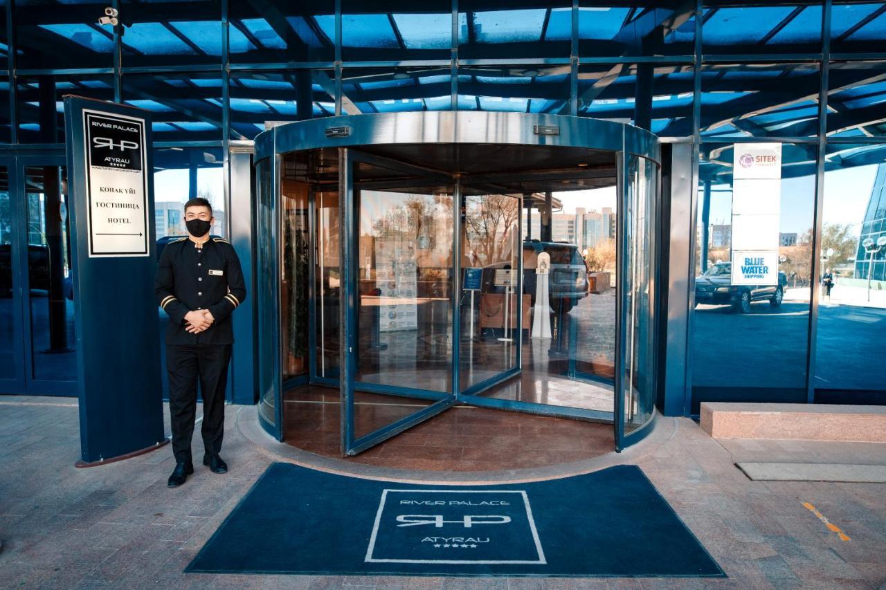 River Palace Hotel Atyrau Exterior photo