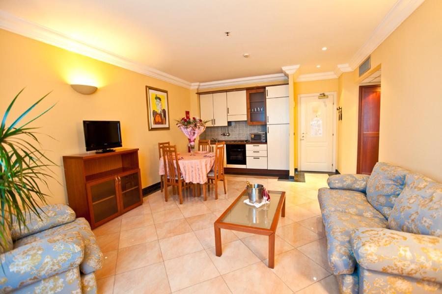 River Palace Hotel Atyrau Room photo